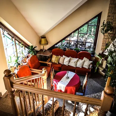 Gosciniec Nad Potokiem 3*