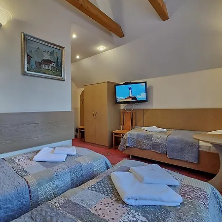 Gosciniec Nad Potokiem Bed & Breakfast