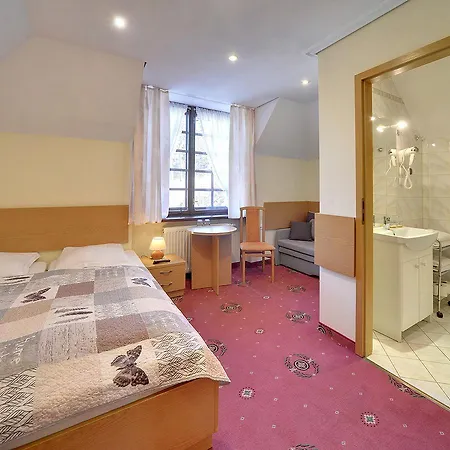 Gosciniec Nad Potokiem Bed & Breakfast