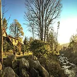 Gosciniec Nad Potokiem Oda ve Kahvaltı