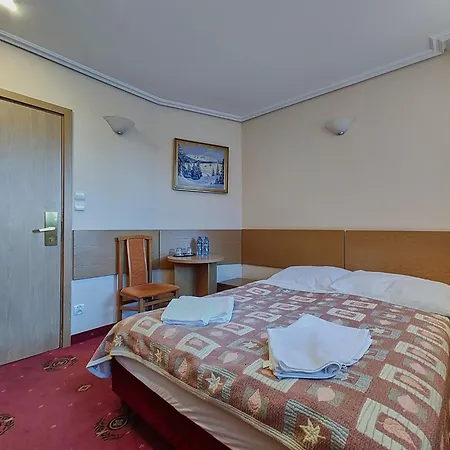 Gosciniec Nad Potokiem 3* Карпач